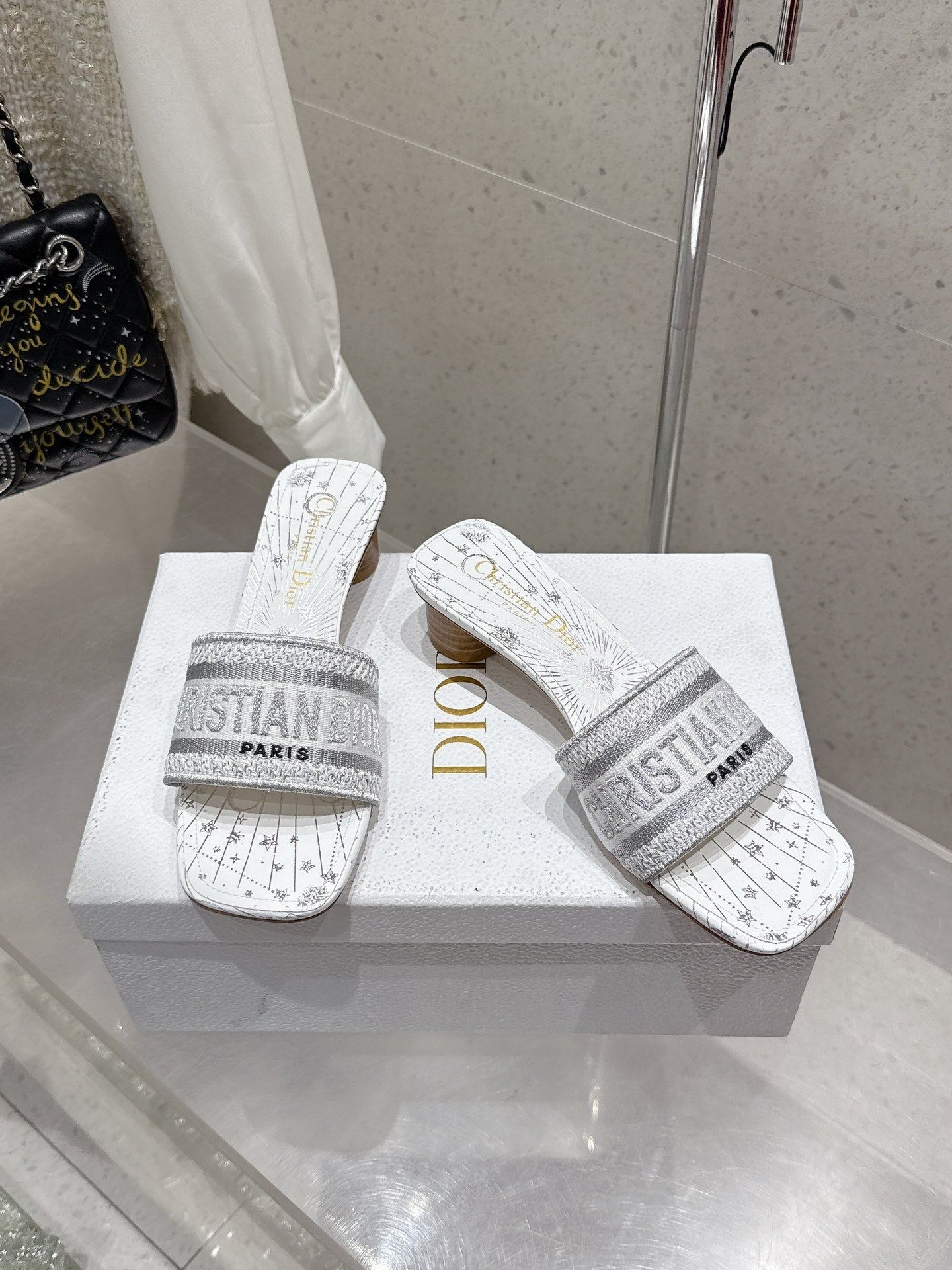 CD 26s Embroidered Flat Slippers White Gray Canvas Leather 636396