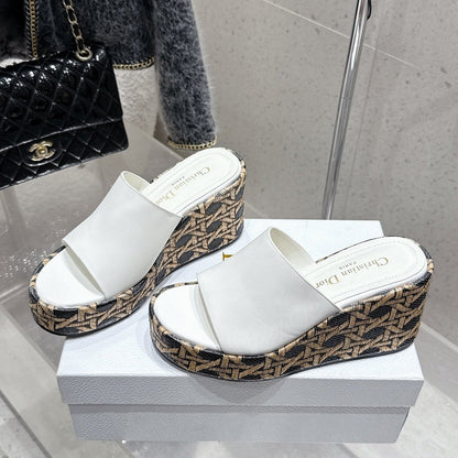 CD 26s Platform Sandal 65 White Black Beige Monogram Leather 636354