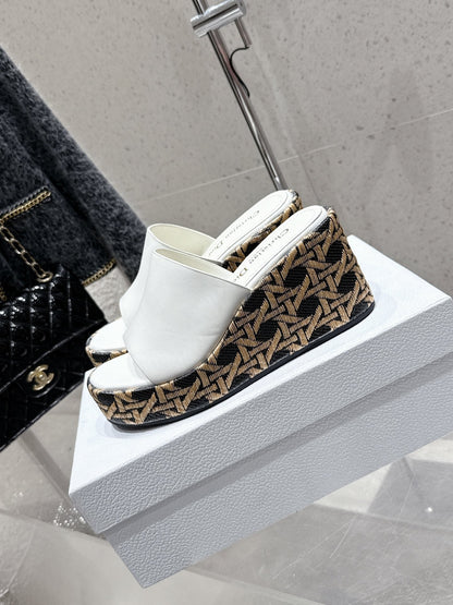 CD 26s Platform Sandal 65 White Black Beige Monogram Leather 636354
