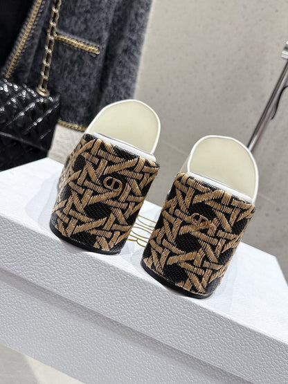 CD 26s Platform Sandal 65 White Black Beige Monogram Leather 636354
