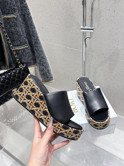 CD 26s Platform Sandal 65 Black Beige Monogram Leather 636355