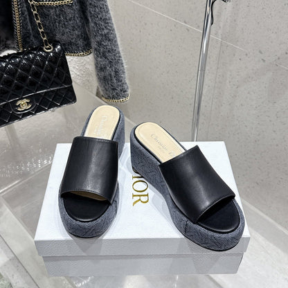 CD 26s Platform Sandal 65 Black Leather 636357
