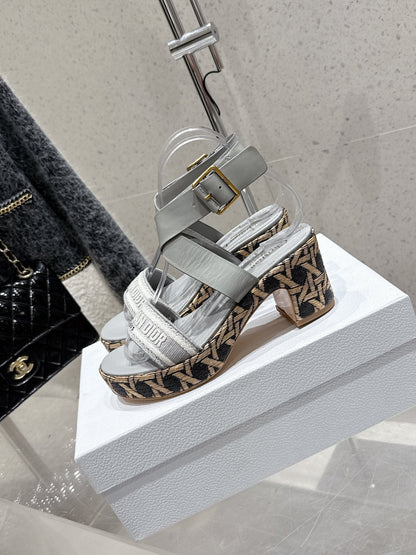 CD 26s Platform Sandal 70 Gray Cowhide 636360