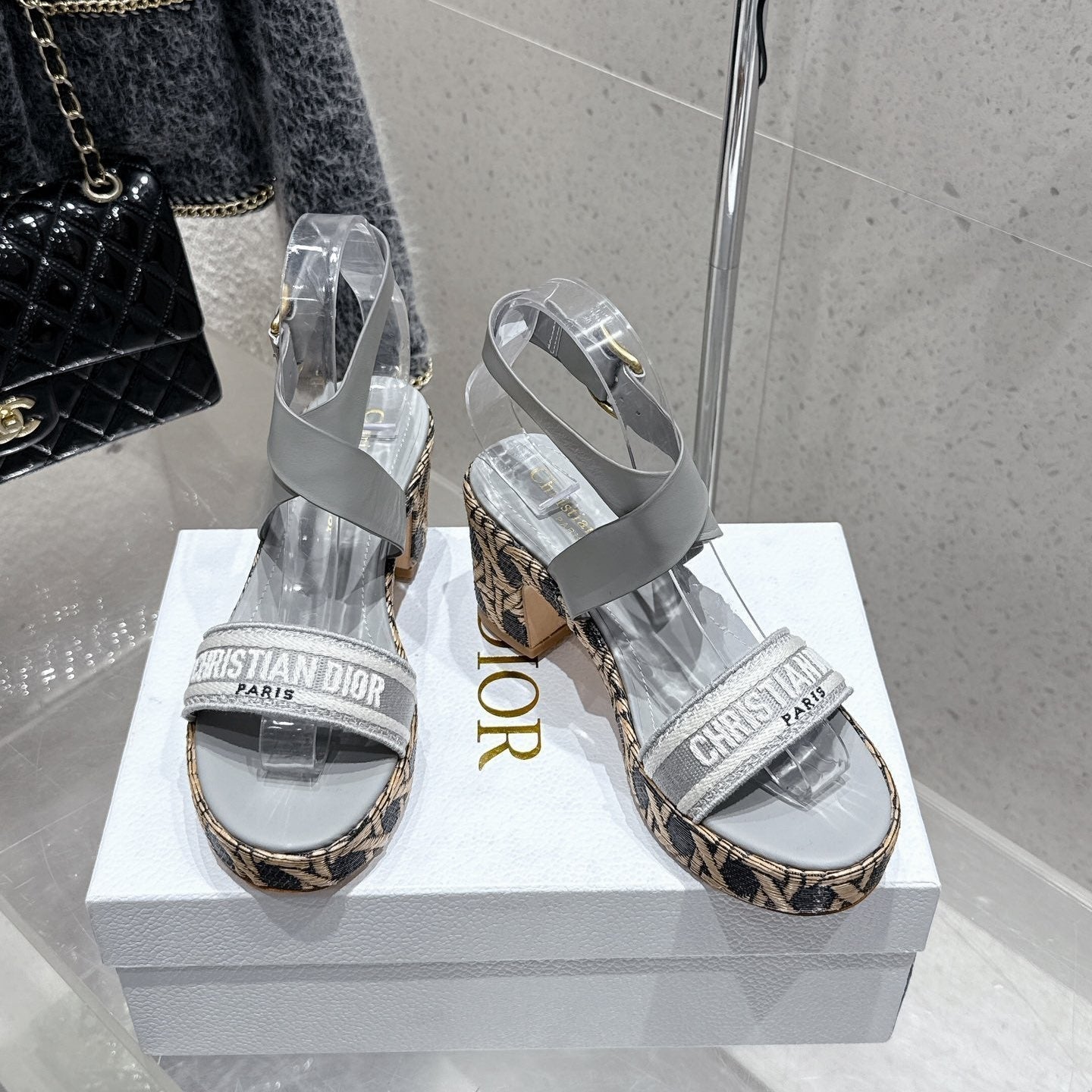 CD 26s Platform Sandal 70 Gray Cowhide 636360