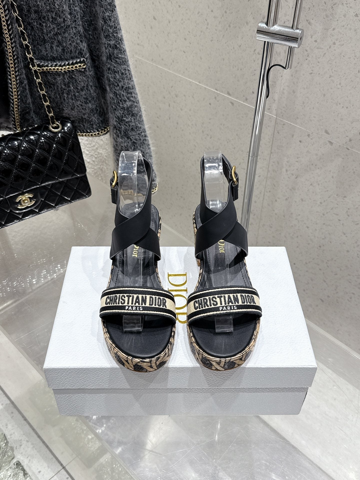 CD 26s Platform Sandal 70 Black Cowhide 636361