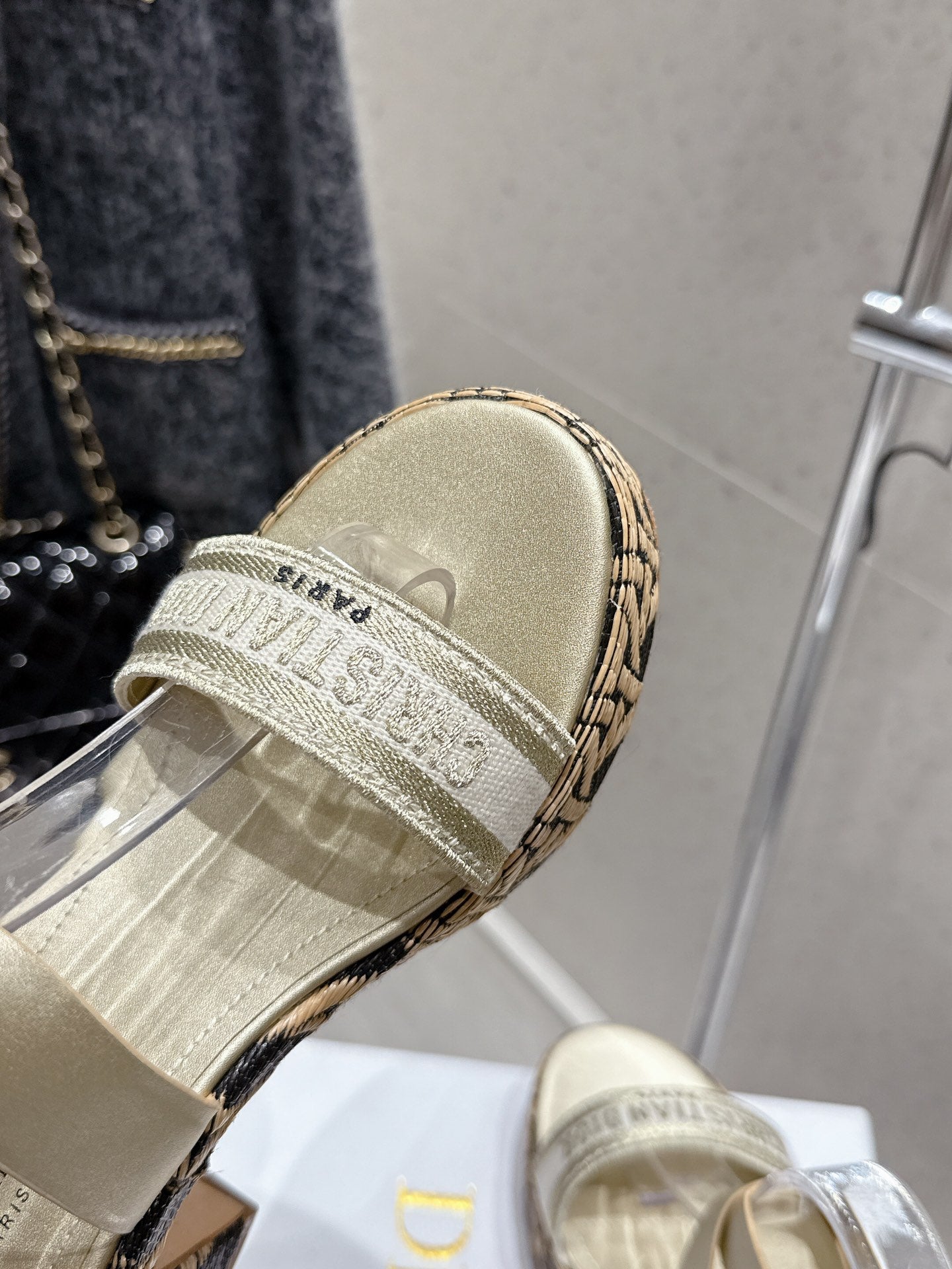 CD 26s Platform Sandal 70 Gold Champage Cowhide 636362
