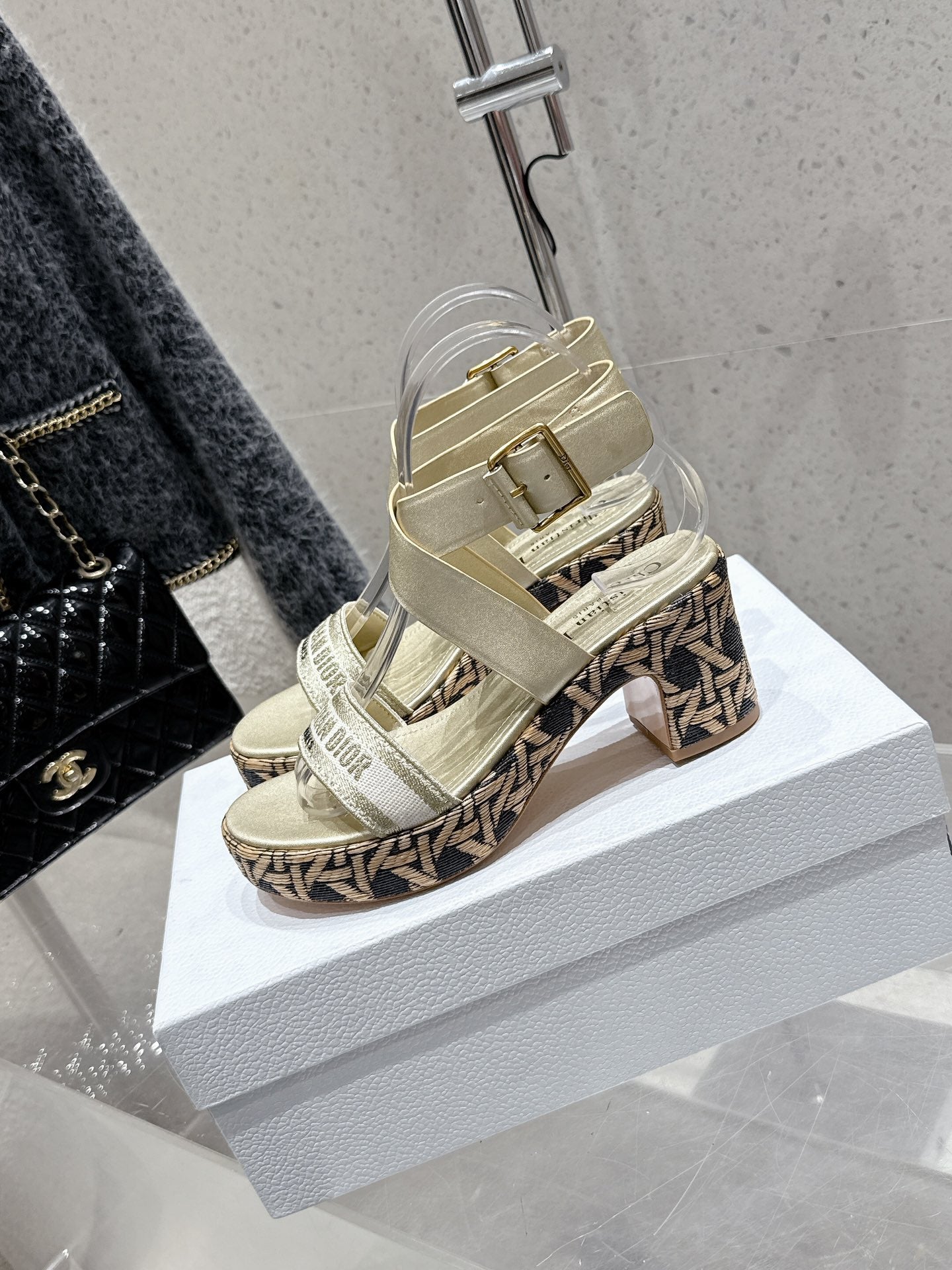 CD 26s Platform Sandal 70 Gold Champage Cowhide 636362
