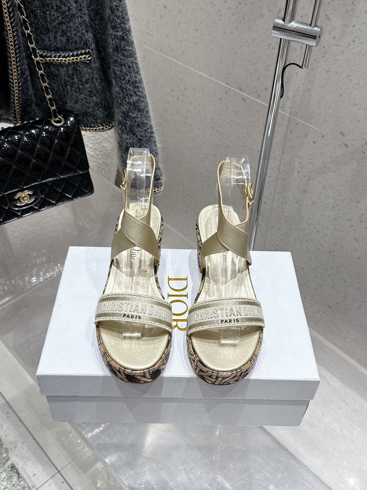 CD 26s Platform Sandal 70 Gold Champage Cowhide 636362