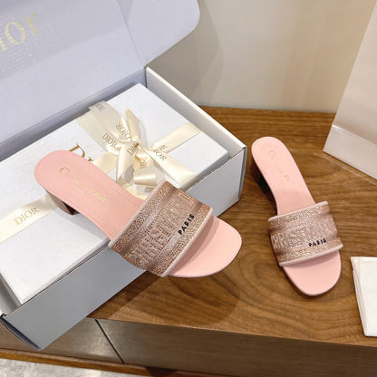 CD 26s Embroidered Sandals Pink Canvas Leather 685602