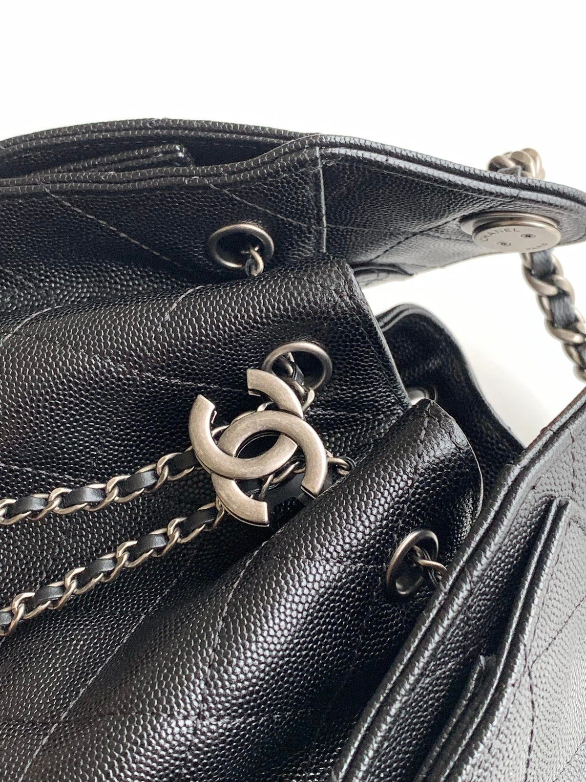 Chanel 25S Hobo Bag 22 in Black Caviar Leather