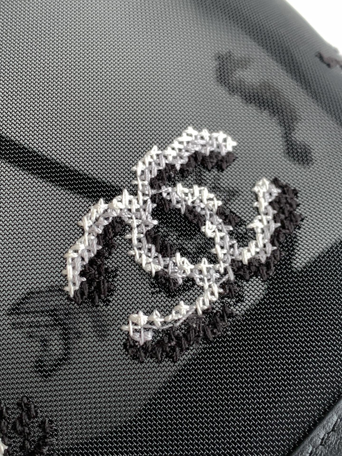 Chanel 2026 Tote Bag 31cm Black Mesh Leather 367729