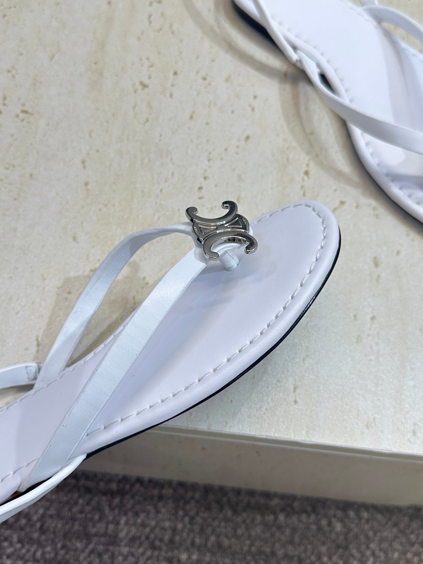 Celine 26 Flip-Flop Sandals Calfskin Leather 762644