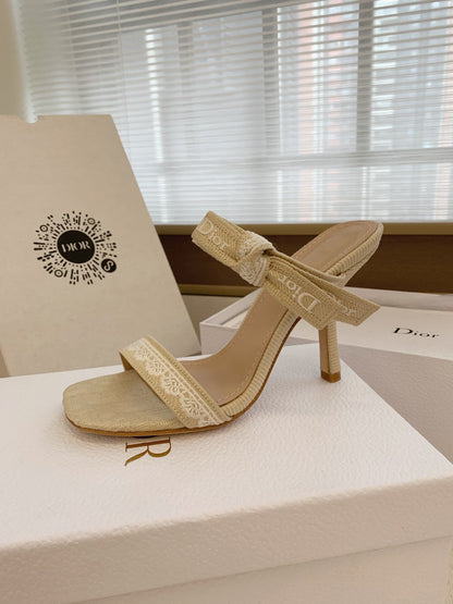 CD 26s High Heel Sandal 100 Beige Canvas Sheepskin  664179