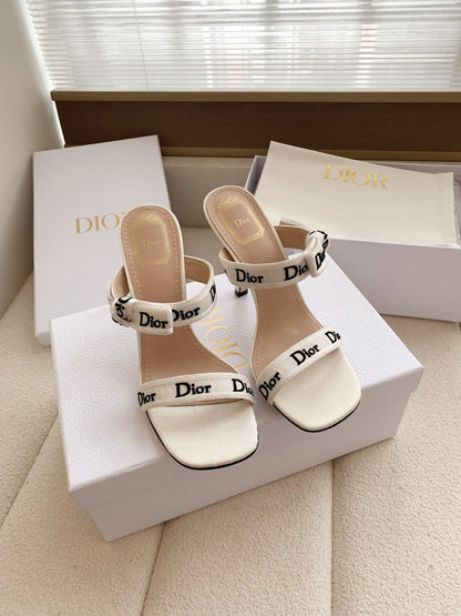 CD 26s High Heel Sandal 100 White Canvas Sheepskin  664181