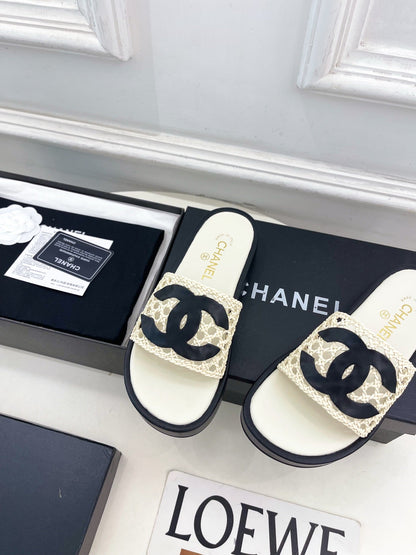 Chanel 2026 Platform Slippers Sheepskin 831543
