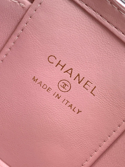 Chanel 2026 Chain Handle Makeup Bag 11cm Lambskin