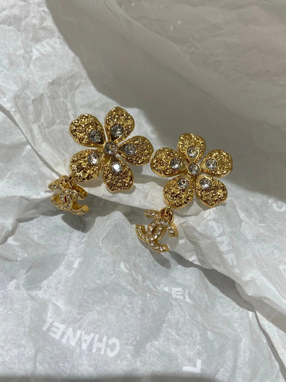 CC Vintage Flower Gold Diamond Earrings