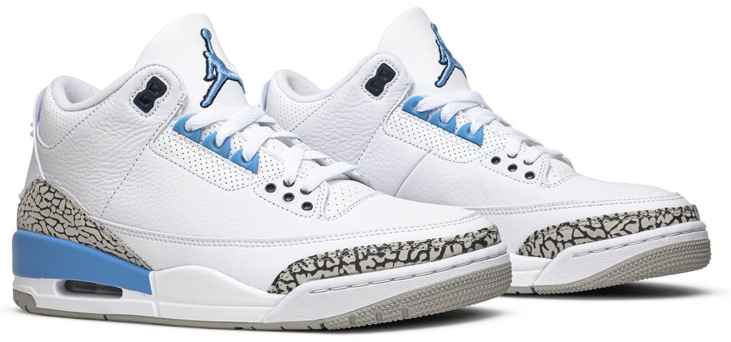Jordan 3 Retro UNC Sneakers - Pro-Level | Street Style