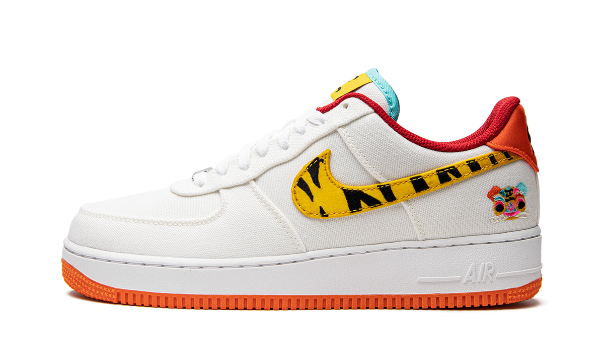 Air Force 1 Low '07 LX "Year of the Tiger" DR0147 171