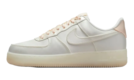Air Force 1 LV8 WMNS "Sail Barely Orange" HQ3762 133